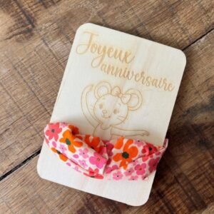 Carte anniversaire avec chouchou fleuri
