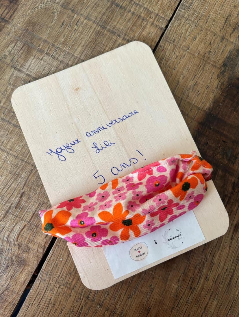 Carte anniversaire avec chouchou fleuri